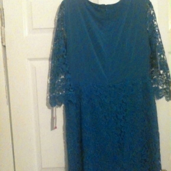 Antonio Melani Lace Dress - Picture 2 of 3